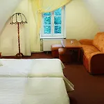 Hotell Przy Oslej Bramie - Zamek Ksiaz 3*