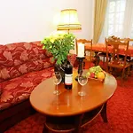 Hotel Przy Oslej Bramie - Zamek Ksiaz Walbrzych