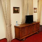 Przy Oslej Bramie - Zamek Ksiaz Hotel 3*