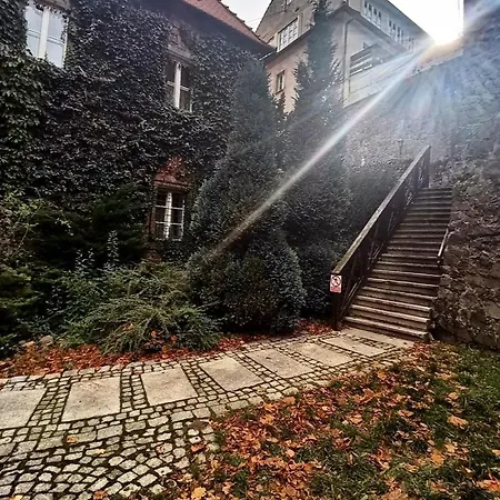 Przy Oslej Bramie - Zamek Ksiaz Hotel 3*