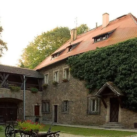 Przy Oslej Bramie - Zamek Ksiaz Отель