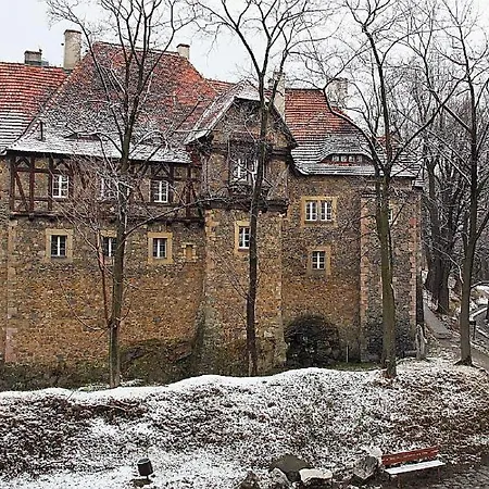 Przy Oslej Bramie - Zamek Ksiaz Hotel Waldenburg