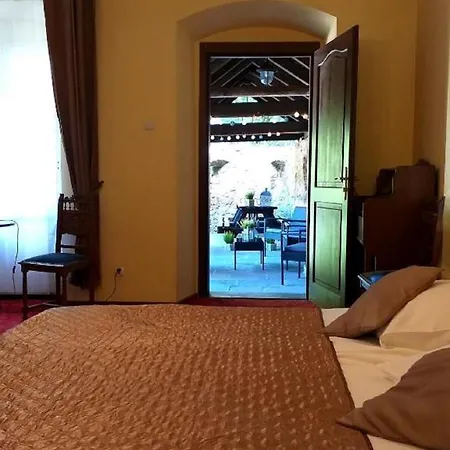 Przy Oslej Bramie - Zamek Ksiaz Hotel Waldenburg