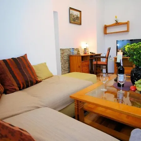 Przy Oslej Bramie - Zamek Ksiaz Валбжих