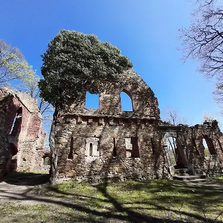 Przy Oslej Bramie - Zamek Ksiaz 3*