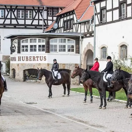 Отель Przy Oslej Bramie - Zamek Ksiaz Валбжих
