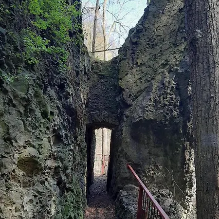 Przy Oslej Bramie - Zamek Ksiaz Отель 3*