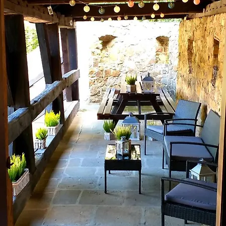 Przy Oslej Bramie - Zamek Ksiaz Отель 3*