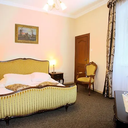 Отель Przy Oslej Bramie - Zamek Ksiaz Валбжих