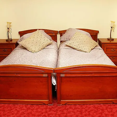 Przy Oslej Bramie - Zamek Ksiaz Отель 3*