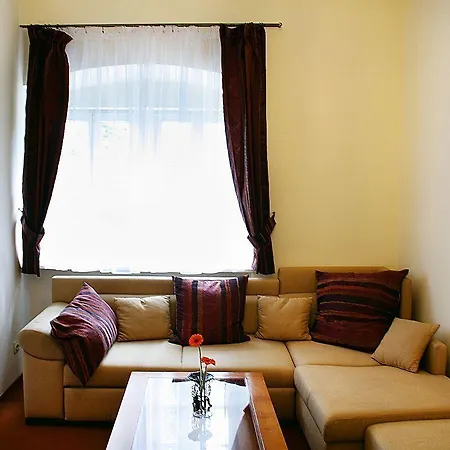 Przy Oslej Bramie - Zamek Ksiaz Отель 3*