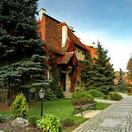 Przy Oslej Bramie - Zamek Ksiaz Отель