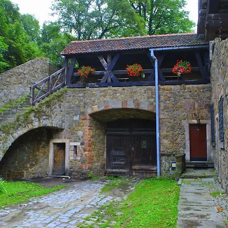 Przy Oslej Bramie - Zamek Ksiaz Валбжих