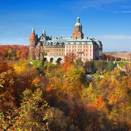 Przy Oslej Bramie - Zamek Ksiaz 3*