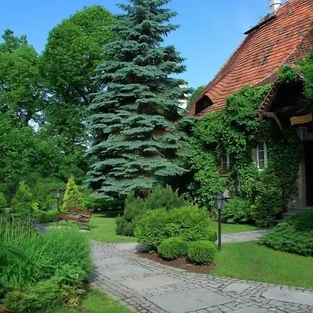 Przy Oslej Bramie - Zamek Ksiaz Валбжих