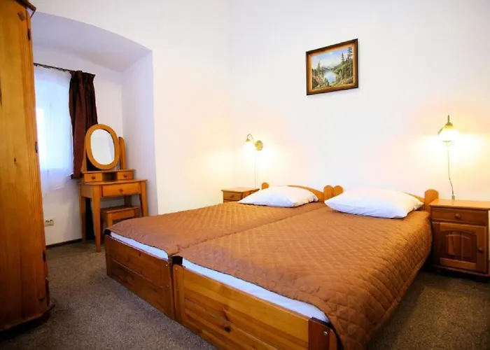 Przy Oslej Bramie - Zamek Ksiaz 3* Валбжих