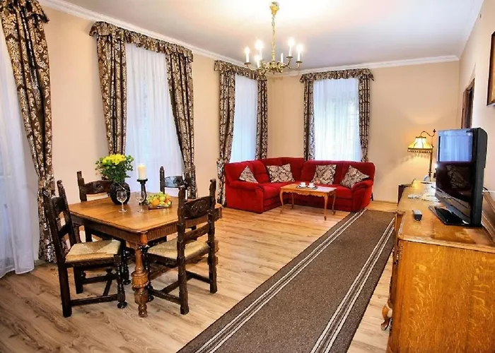 Hotel Przy Oslej Bramie - Zamek Ksiaz Walbrzych