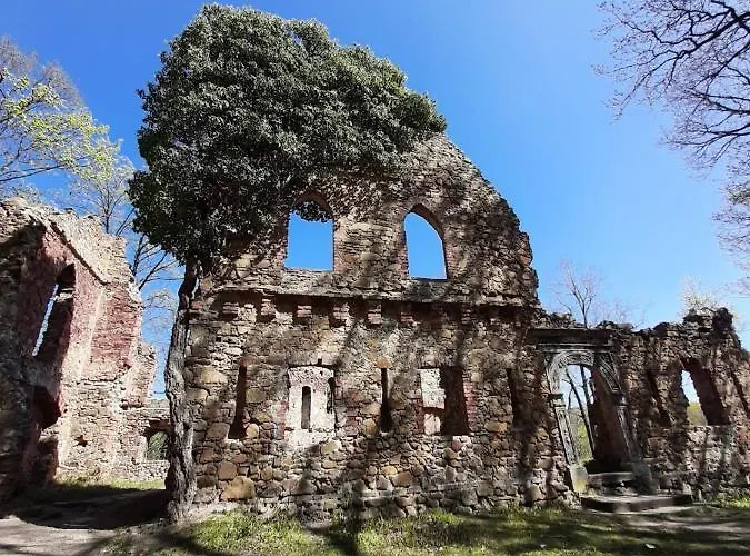 Przy Oślej Bramie - Zamek Książ 3*