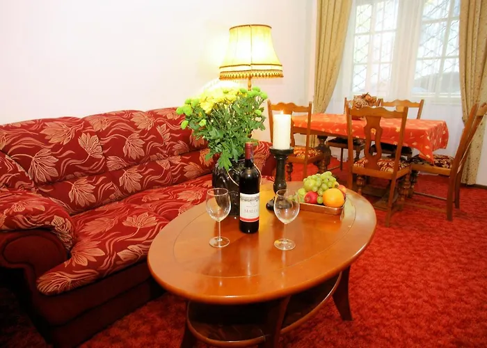 Hotel Przy Oslej Bramie - Zamek Ksiaz Walbrzych