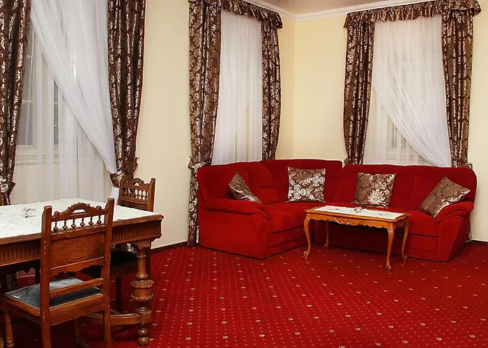 Przy Oslej Bramie - Zamek Ksiaz Hotel 3*