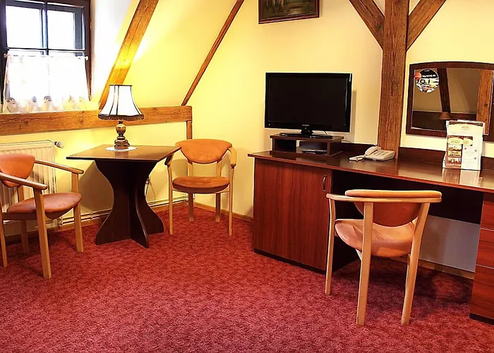 Przy Oslej Bramie - Zamek Ksiaz Hotel