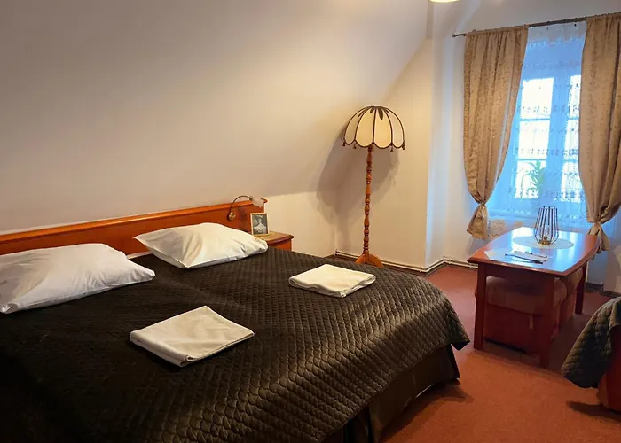 Hotel Przy Oslej Bramie - Zamek Ksiaz