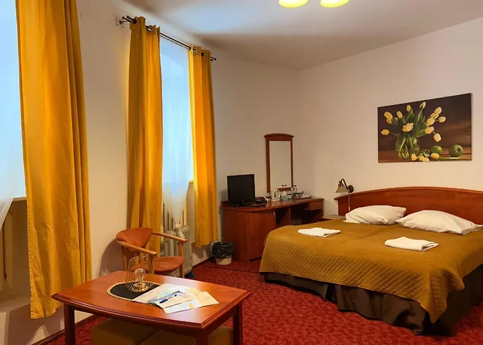 Przy Oslej Bramie - Zamek Ksiaz Hotel Walbrzych