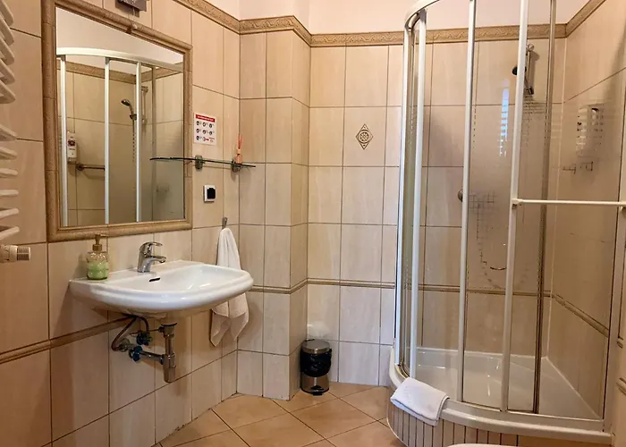 Przy Oslej Bramie - Zamek Ksiaz Hotel Walbrzych